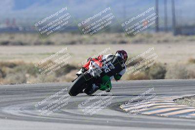 media/Jan-15-2026-Racers Edge (Thu) [[dfebeb70ab]]/3-B Group/Session 4 (Turn 5)/